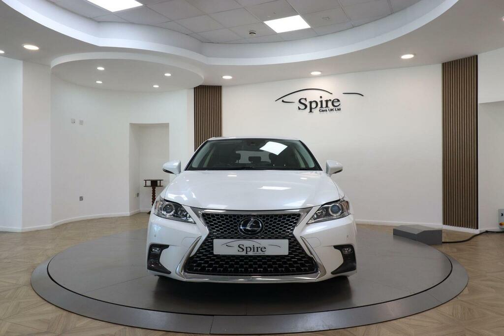 Lexus CT Hatchback 1.8 200H Luxury E-cvt Euro 6 Ss White #2