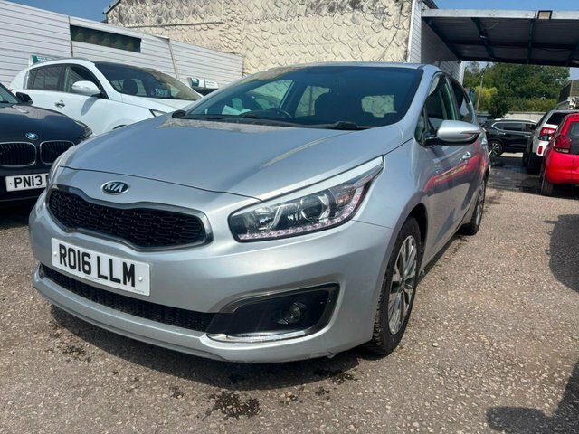 Kia Ceed Crdi 3 Hatchback RO16LLM Silver #3