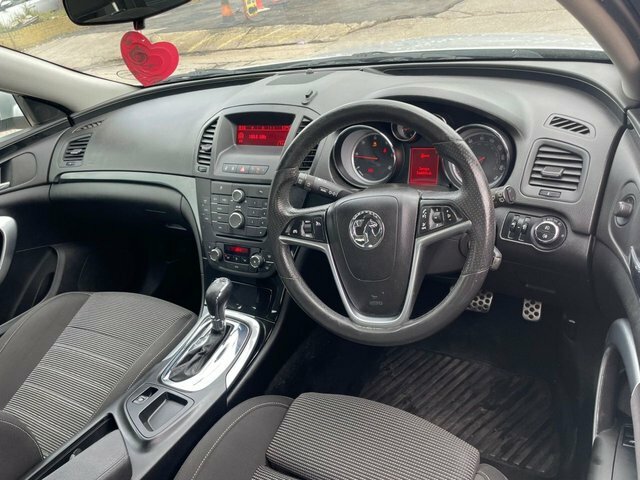 Vauxhall Insignia Cdti Sri Hatchback Silver #6