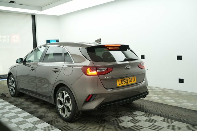 Kia Ceed Crdi 3 Hatchback Brown #4