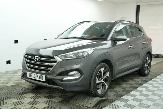 Hyundai Tucson 1.7 Tucson Premium Se Blue Drive 2Wd Crdi Semi-aut White #2