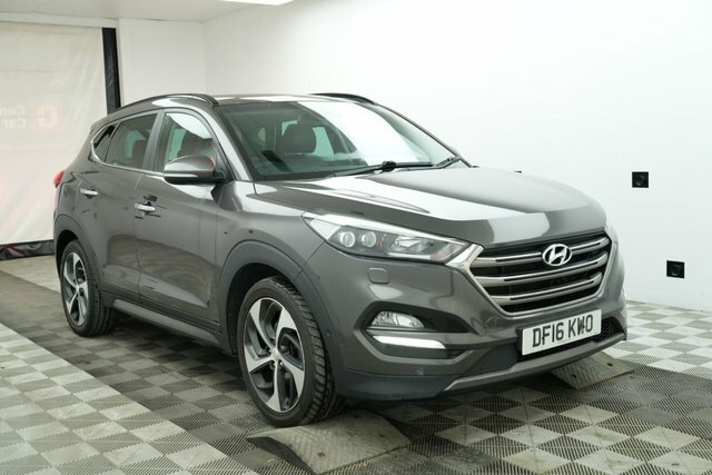 Hyundai Tucson 1.7 Tucson Premium Se Blue Drive 2Wd Crdi Semi-aut White #1