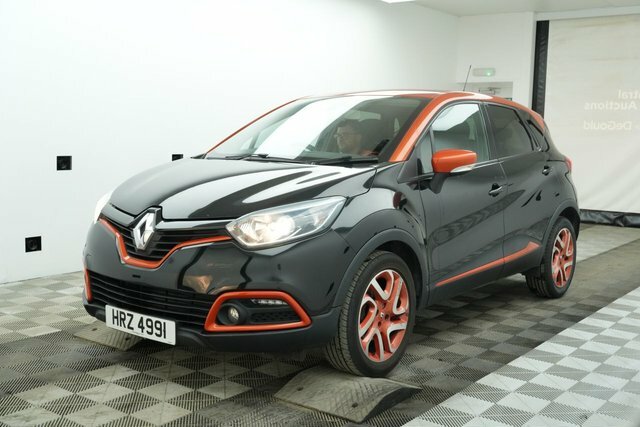 Renault Captur Dci Energy Dynamique S Black #2
