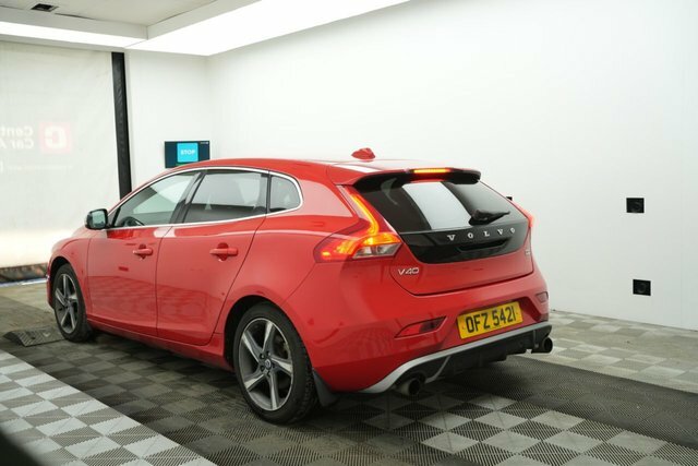 Volvo V40 D2 R-design Hatchback Red #4