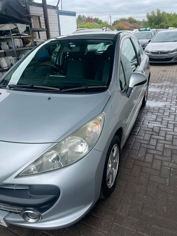 Peugeot 207 72 Bhp Silver #3