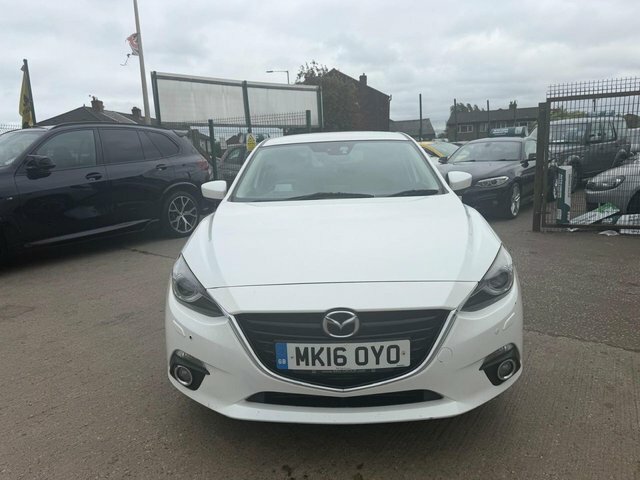Mazda 3 Skyactiv-d Sport Nav Hatchback White