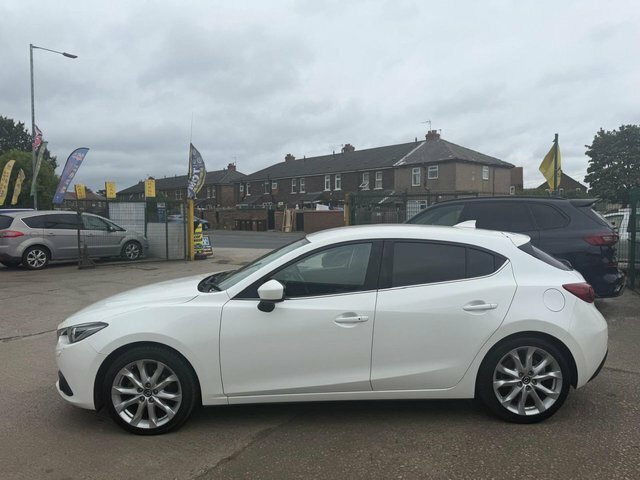 Mazda 3 Skyactiv-d Sport Nav Hatchback White #4