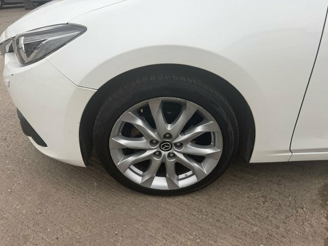 Mazda 3 2.0 Skyactiv-g Sport Nav Euro 5 Ss Red #20