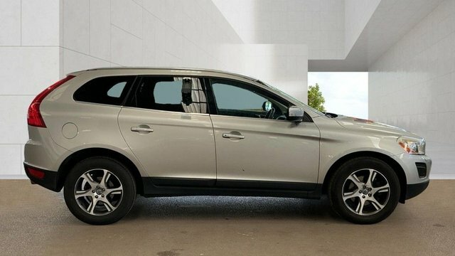 Volvo XC60 D4 Se Lux Nav Silver #5