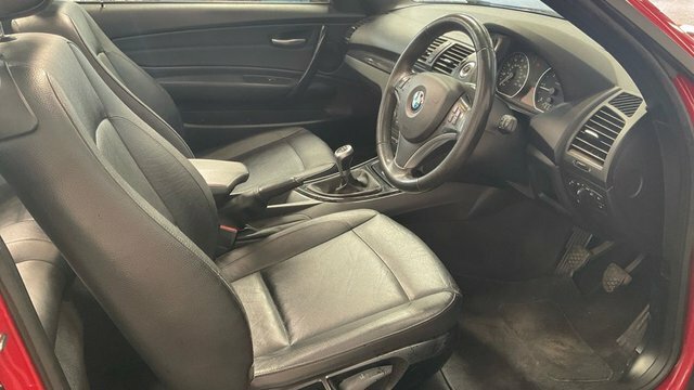 BMW 1 Series 116D Sport Black #9