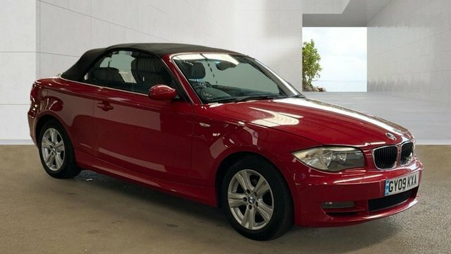 BMW 1 Series 116D Sport Black #1