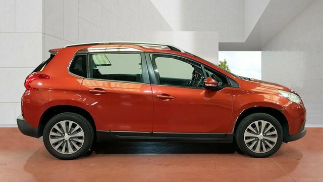 Peugeot e-2008 E-hdi Active Suv Red #5