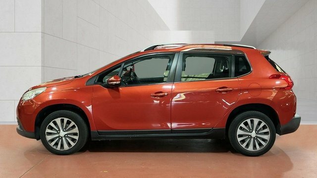 Peugeot e-2008 E-hdi Active Suv Red #6