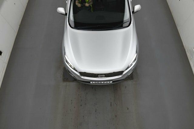 Kia Sorento Crdi Kx-4 Suv Silver #3