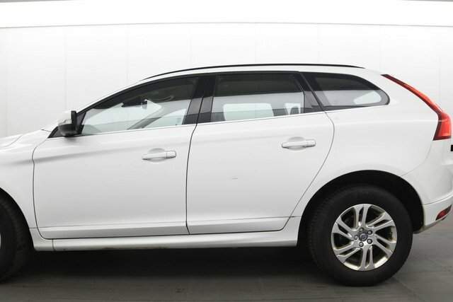 Volvo XC60 D4 R-design Nav Detachable Towbar, Hea Blue #8