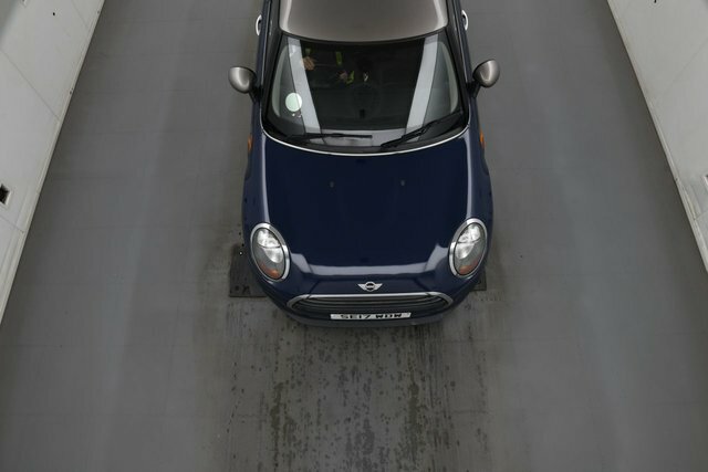Mini Hatch Cooper Seven Hatchback Blue #4
