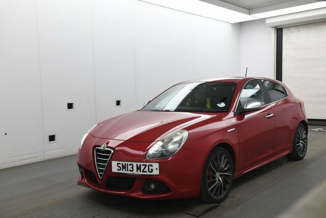 Alfa Romeo Giulietta Tb Multiair Sportiva Hatchback Red #2