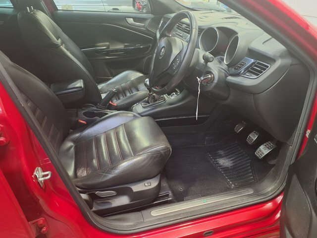 Alfa Romeo Giulietta 1.4 Tb Red #17