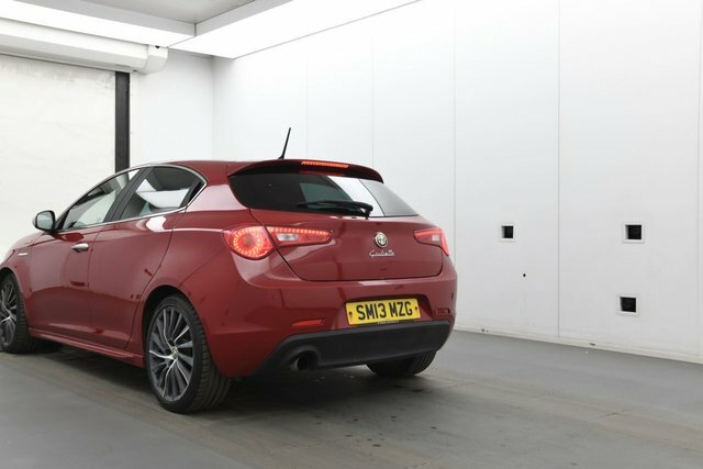 Alfa Romeo Giulietta 1.4 Tb Red #11