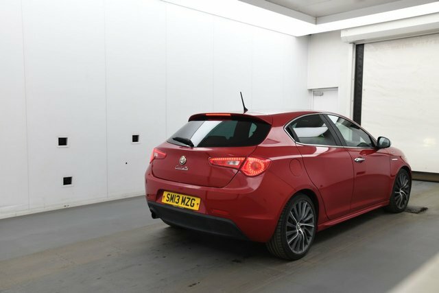 Alfa Romeo Giulietta Tb Multiair Sportiva Hatchback Red #5