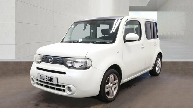 Nissan Cube Kaizen Hatchback White #2
