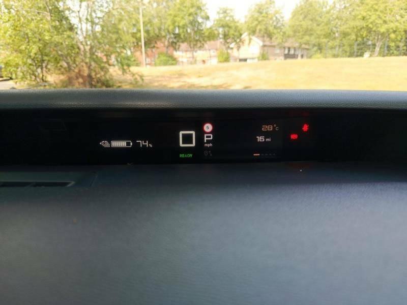 Citroen C3 Aircross Standard Range 44Kwh Plus Suv 1 NV75DBX Black #2