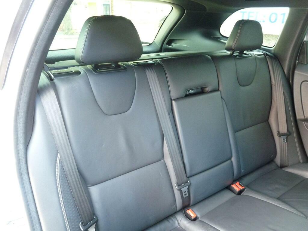 Volvo XC60 Suv 2.4 D4 R-design Lux Nav Awd Euro 6 Ss KP65TZC Silver #5