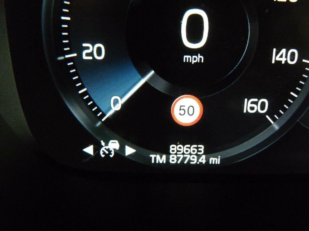 Volvo XC60 Silver #29
