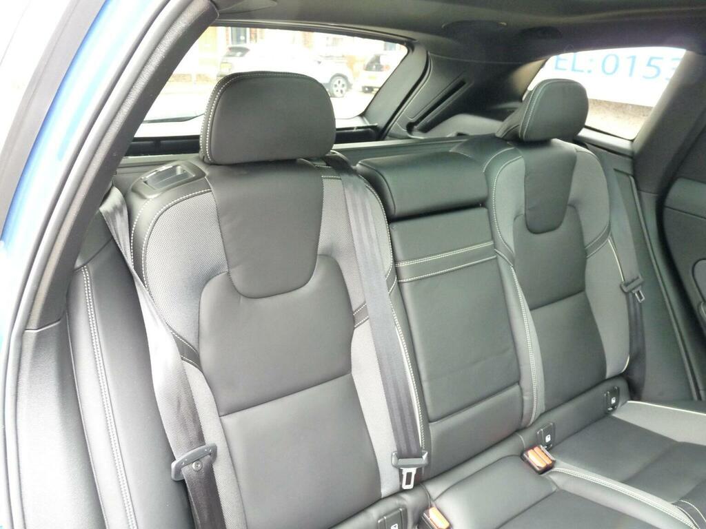 Volvo XC60 2.0 D4 R-design Euro 6 Ss Blue #5
