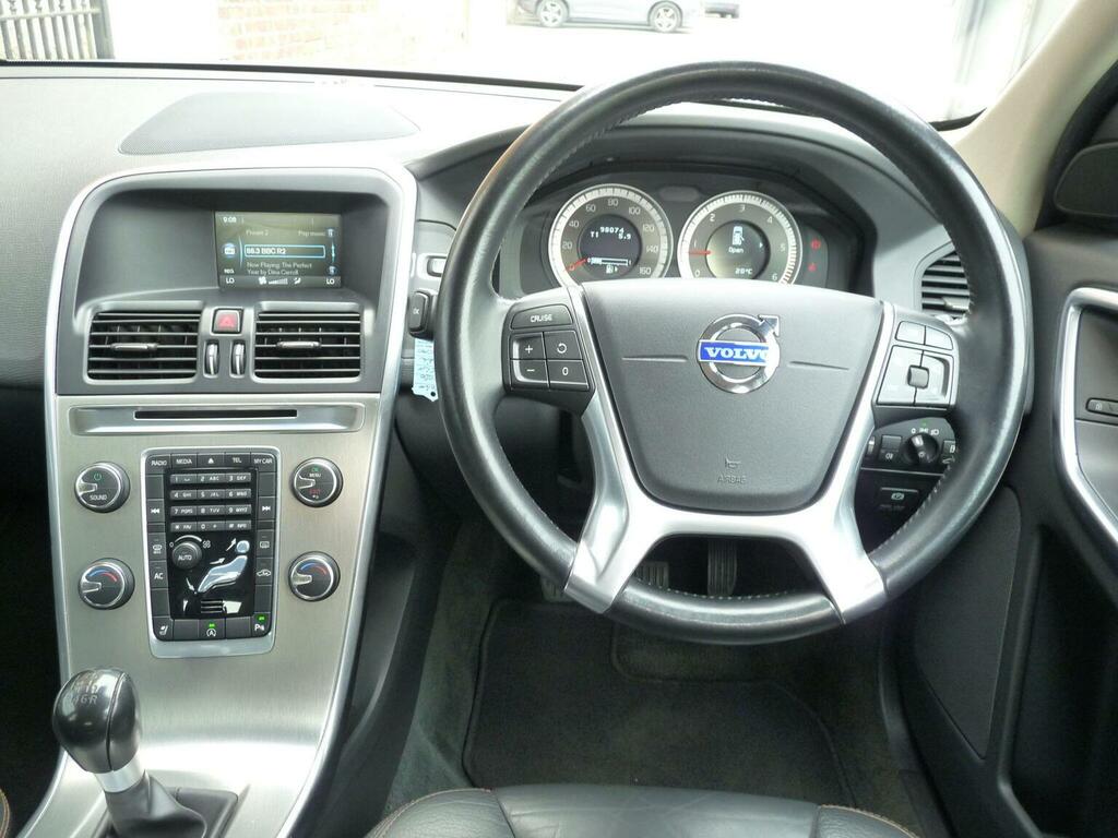 Volvo XC60 2.0 D4 Se Lux Euro 5 Ss White #6