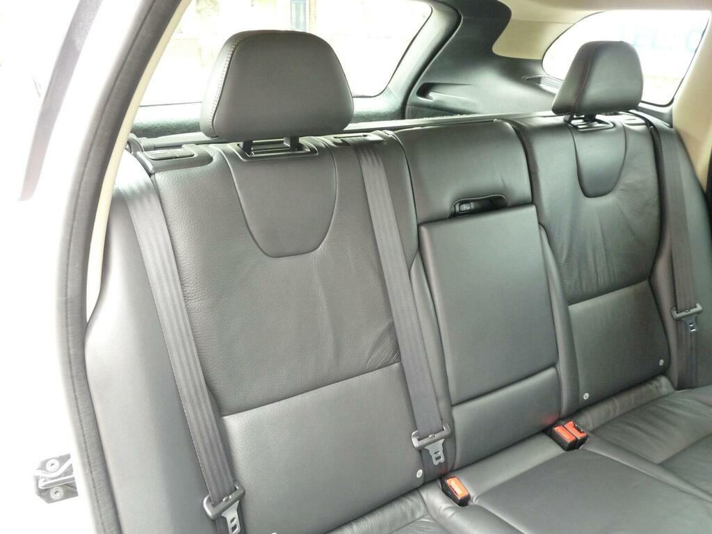 Volvo XC60 2.0 D4 Se Lux Euro 5 Ss White #5