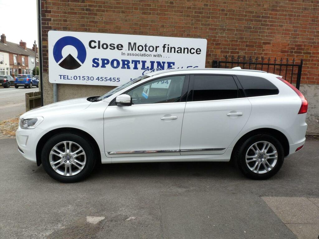 Volvo XC60 D4 181 R Design Black #30
