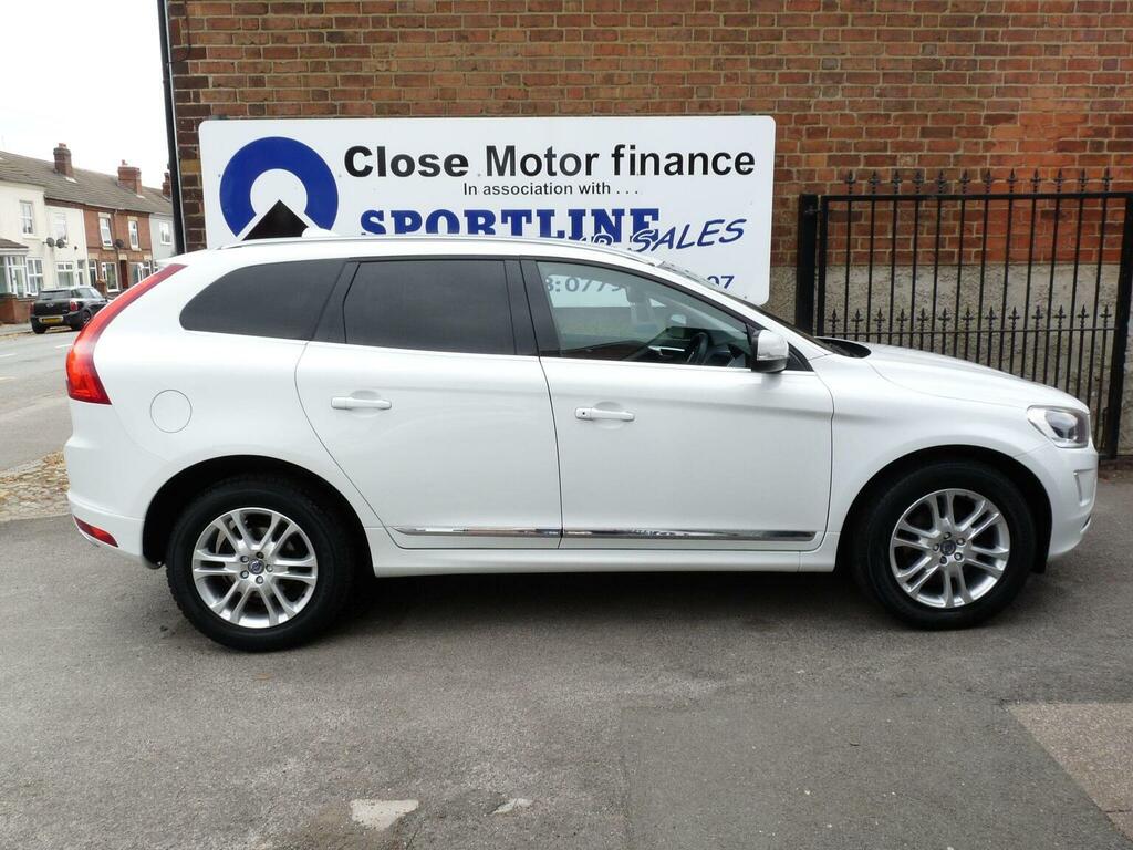 Volvo XC60 2.4 D5 Se Lux Nav Awd Euro 6 Ss White #2