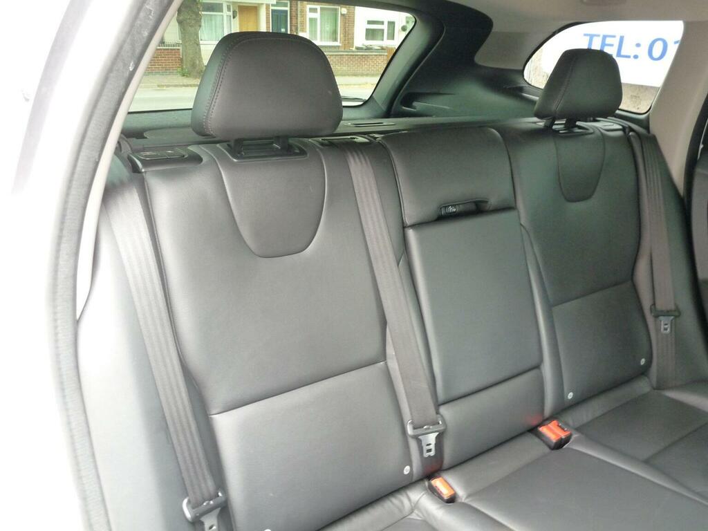 Volvo XC60 2.4 D5 Se Lux Nav Awd Euro 6 Ss White #5