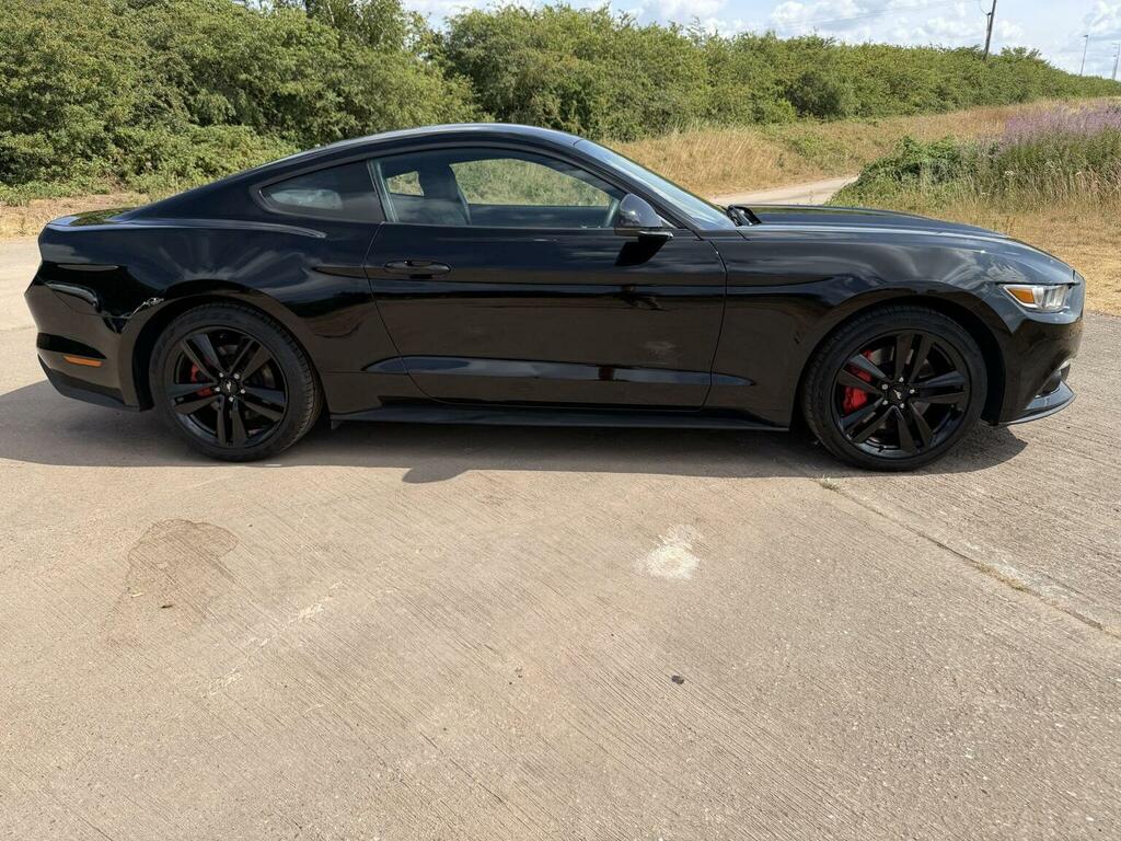 Ford Mustang Gt Custom Pack 5.0 V8 416Ps Convertible Red #97