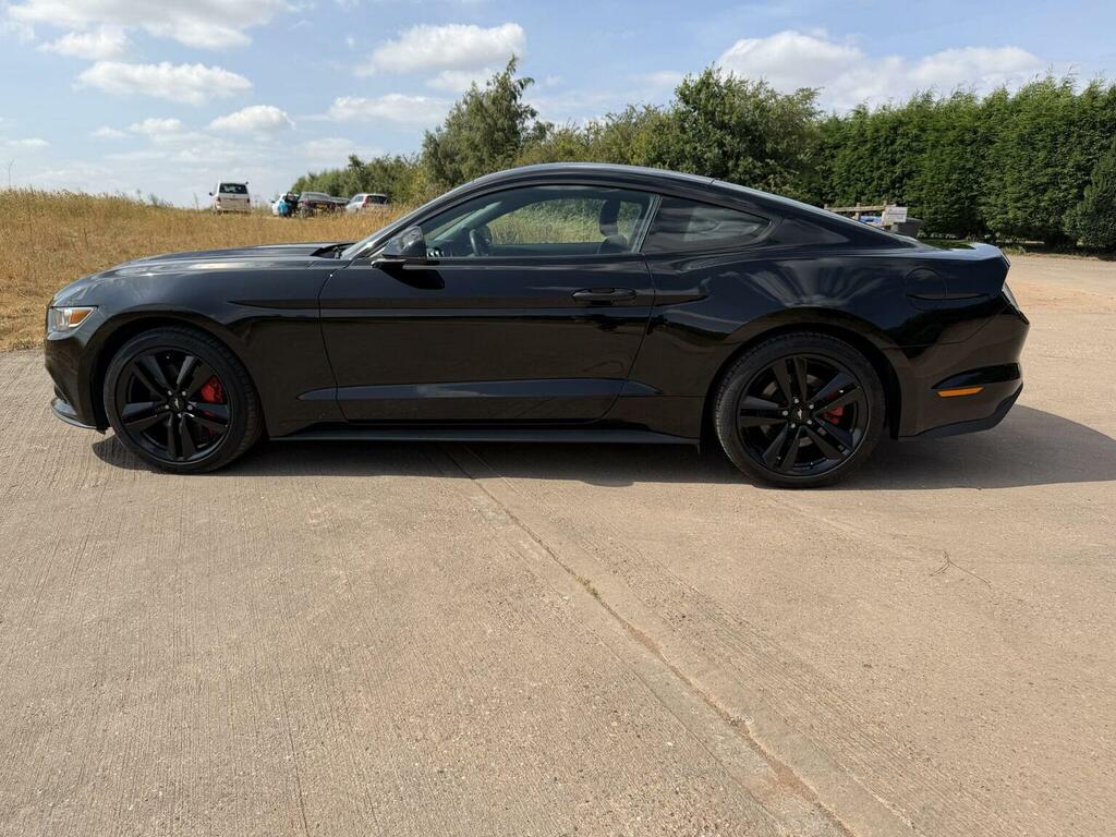 Ford Mustang Gt Custom Pack 5.0 V8 416Ps Convertible Red #90