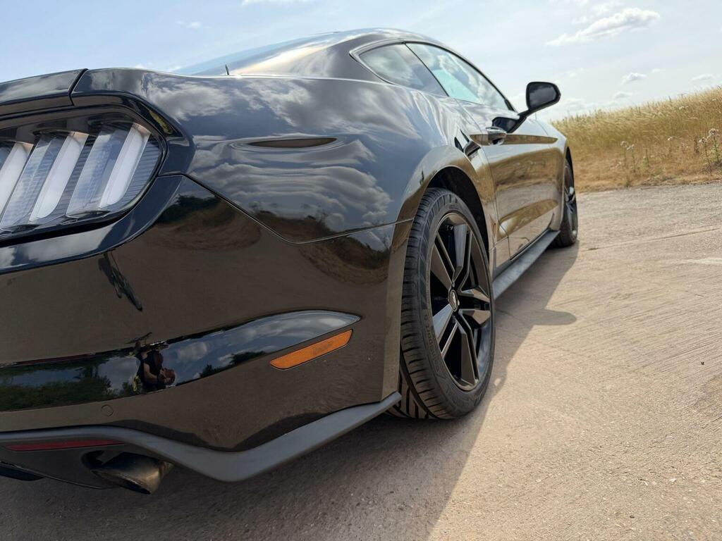 Ford Mustang Gt Custom Pack 5.0 V8 416Ps Convertible Red #13