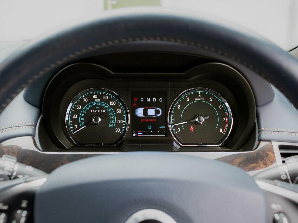 Jaguar XK Coupe 5.0 V8 Artisan Special Edition Euro 5 2 White #2