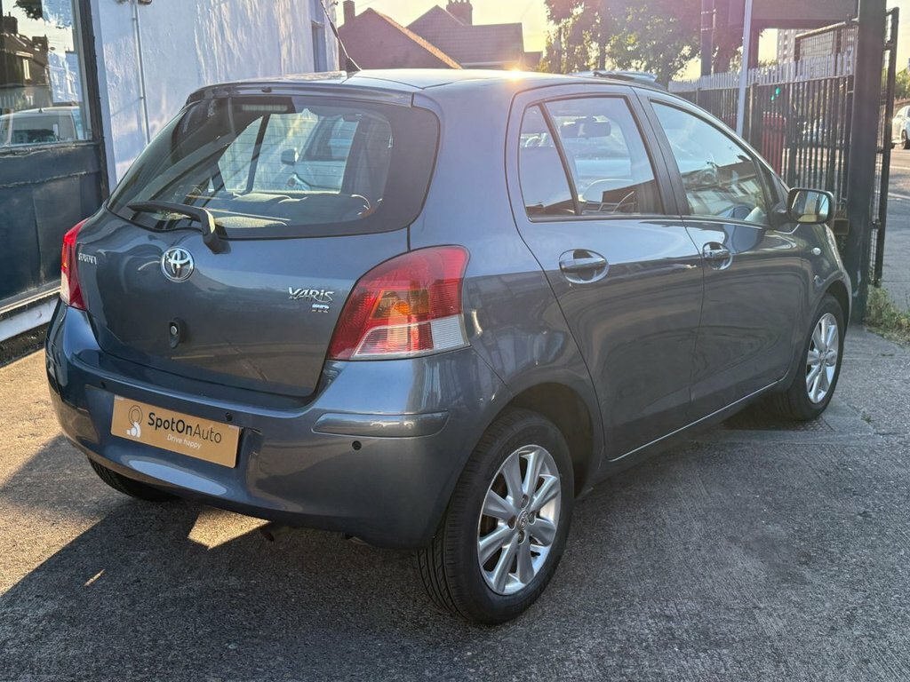Toyota Yaris Dual Vvt-i Tr Hatchback Blue #3