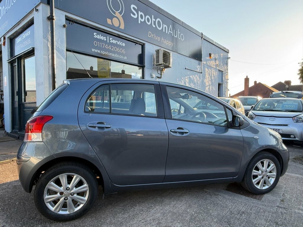 Toyota Yaris Dual Vvt-i Tr Hatchback Blue #6