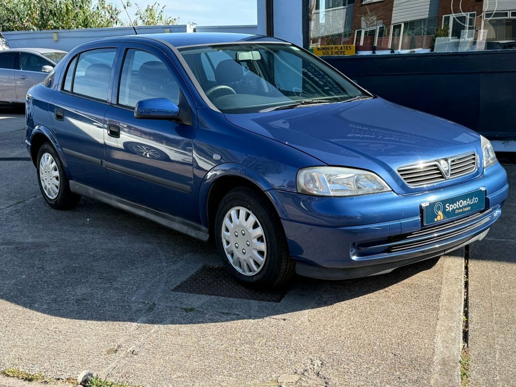 Vauxhall Astra Envoy Hatchback Blue