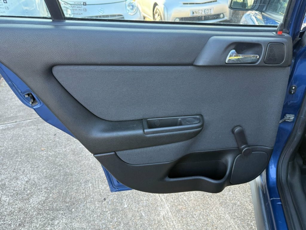 Vauxhall Astra Coupe Blue #30