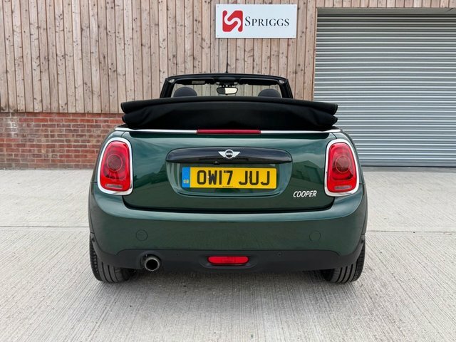 Mini Convertible 2017 1.5 Cooper Convertible Euro Green #5