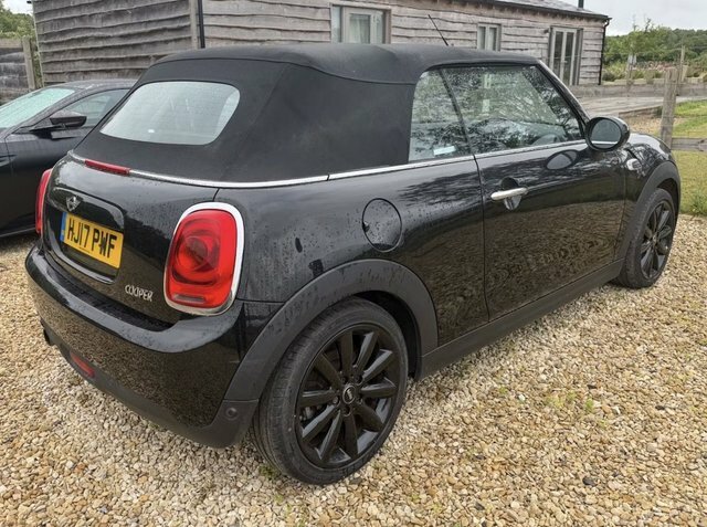 Mini Convertible 2017 1.5 Cooper Convertible Euro Black #5