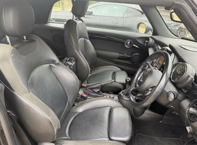 Mini Convertible 2017 1.5 Cooper Convertible Euro Black #6