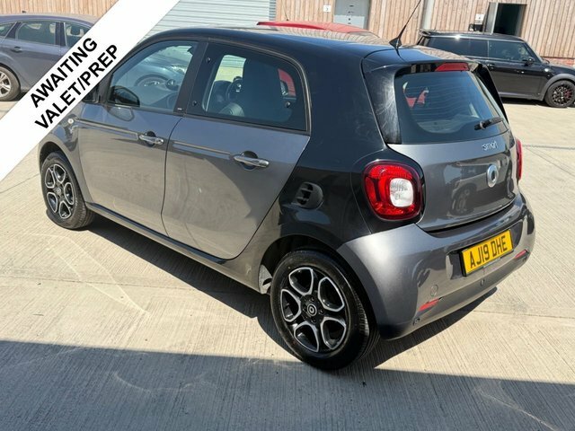 Smart Forfour 2019 1.0 Prime Premium Hatchback Twin Black #2