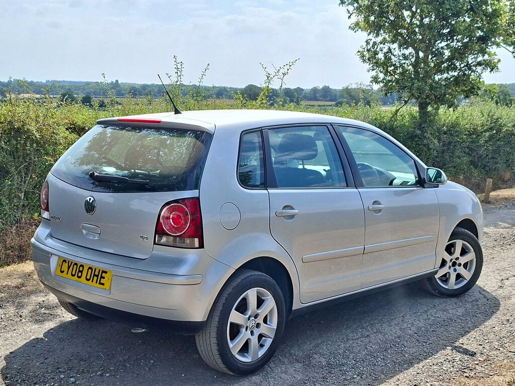 Volkswagen Polo 1.2 Match Silver #4