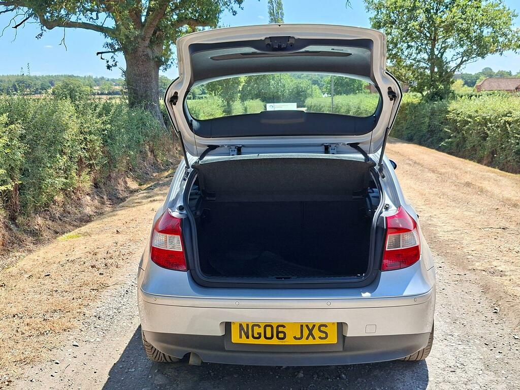 BMW 1 Series 118I Se Silver #4
