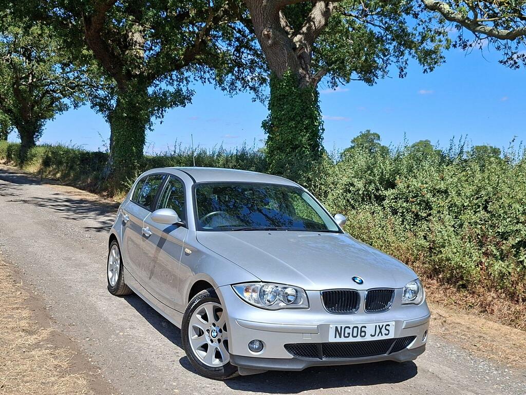 BMW 1 Series 118I Se Silver #1