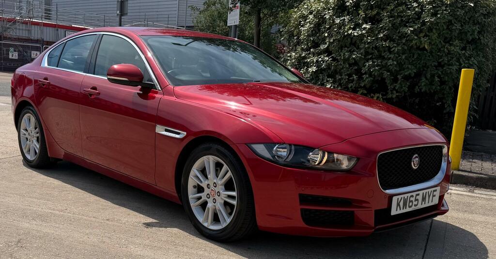 Jaguar XE 2.0D Prestige Euro 6 Ss Red #3